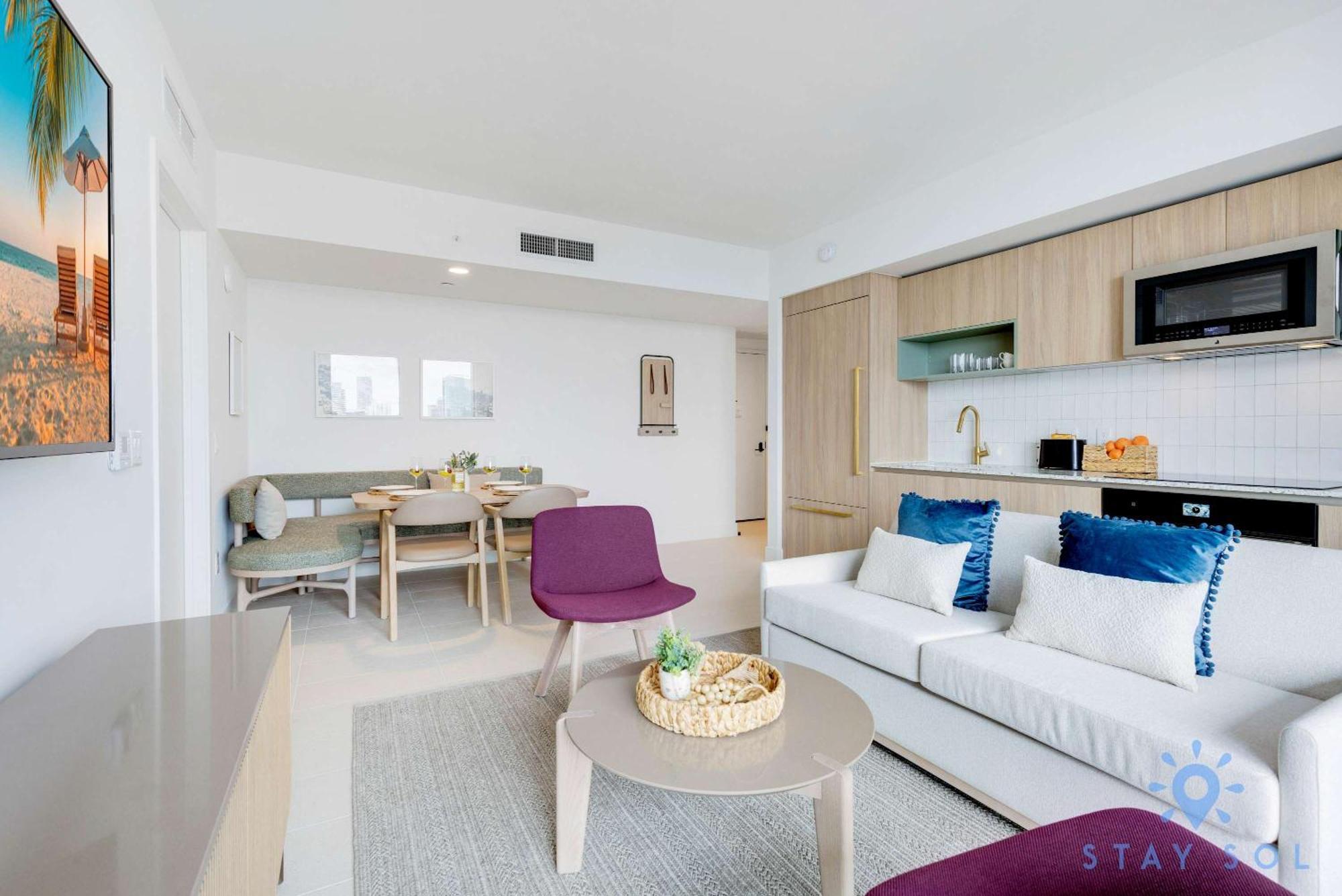 Apartment Luxury 2 Bedrooms Balcony Pool & Gym Miami