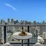 Luxury 2 Bedrooms Balcony Pool & Gym