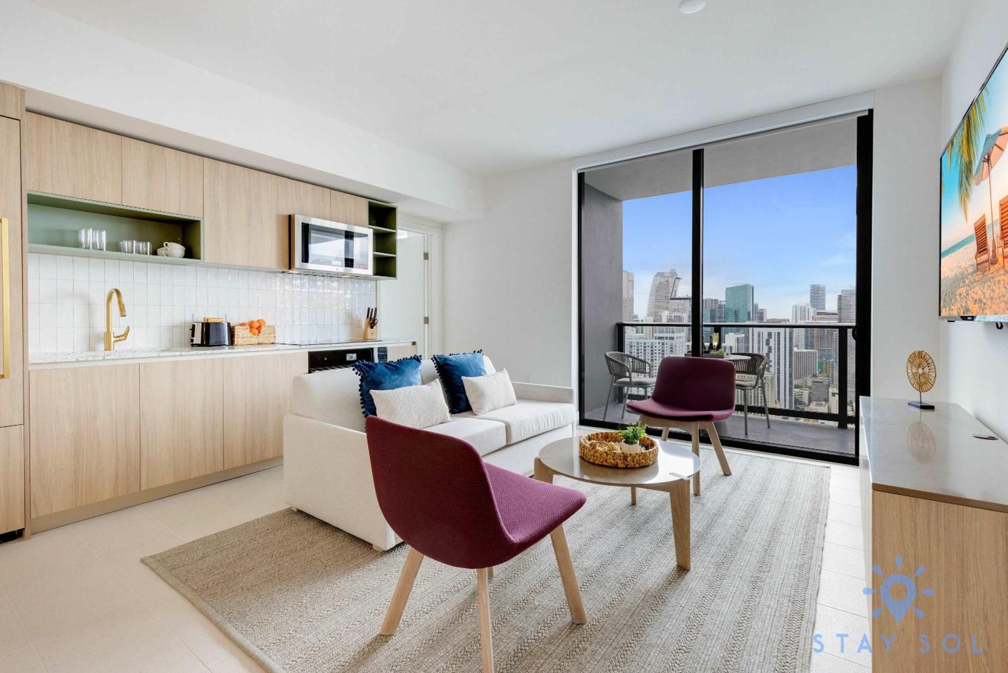 Apartment Luxury 2 Bedrooms Balcony Pool & Gym *