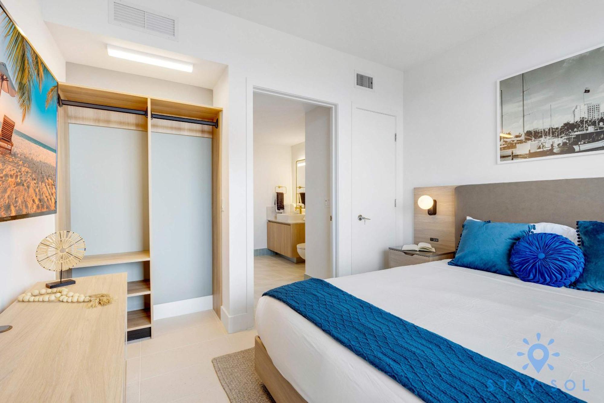 Apartment Luxury 2 Bedrooms Balcony Pool & Gym *